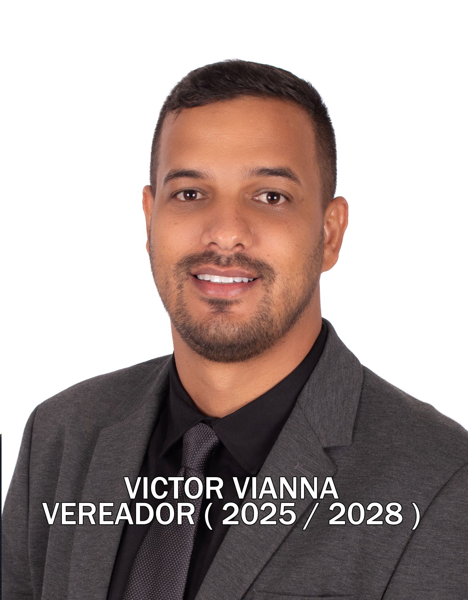 VICTOR VIANNA 2025.jpg